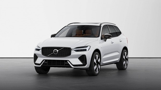 Volvo XC60 2.0 [T8] Plus Dark AWD Geartronic 45...